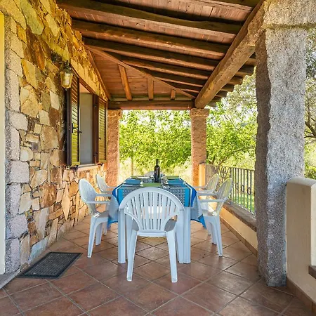 Affittasardegna-case Pompia سينيسكولا