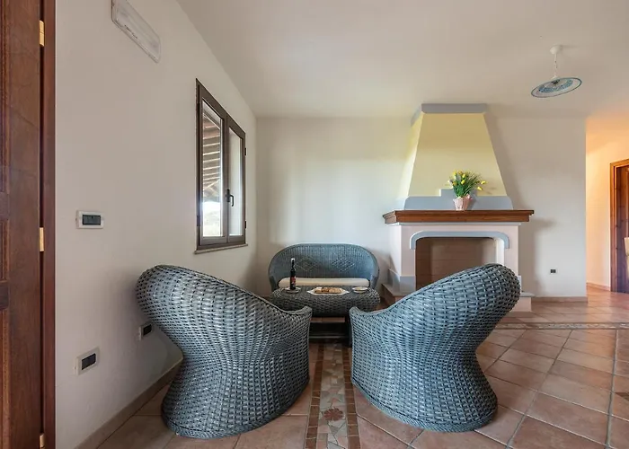 Affittasardegna-case Pompia بيت للعطل سينيسكولا