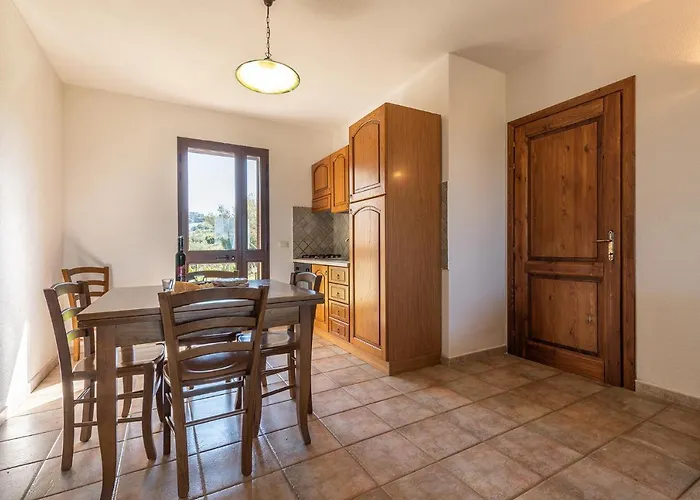 Affittasardegna-case Pompia سينيسكولا